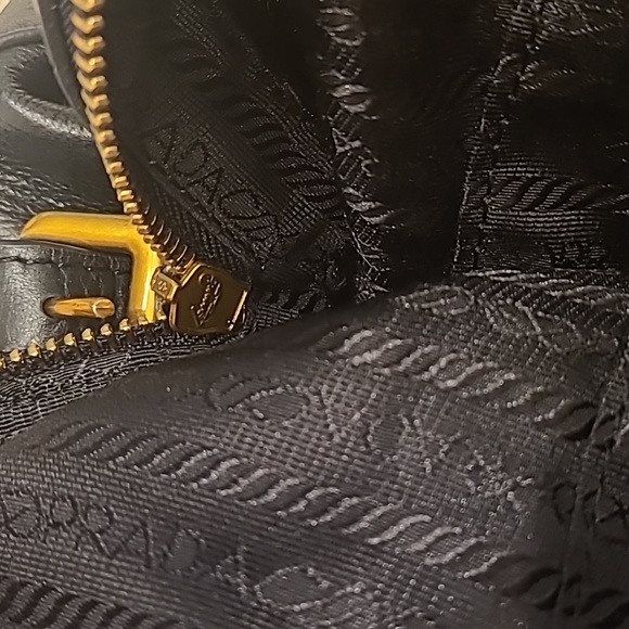 ❌️SOLD❌️Prada Purse - Picture 7 of 8